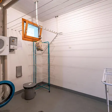 Very With Garage & Smart Tv For Relax & Adventure