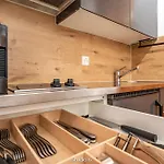 Very With Garage & Smart Tv For Relax & Adventure Lenzerheide