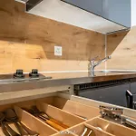 Very With Garage & Smart Tv For Relax & Adventure Lenzerheide