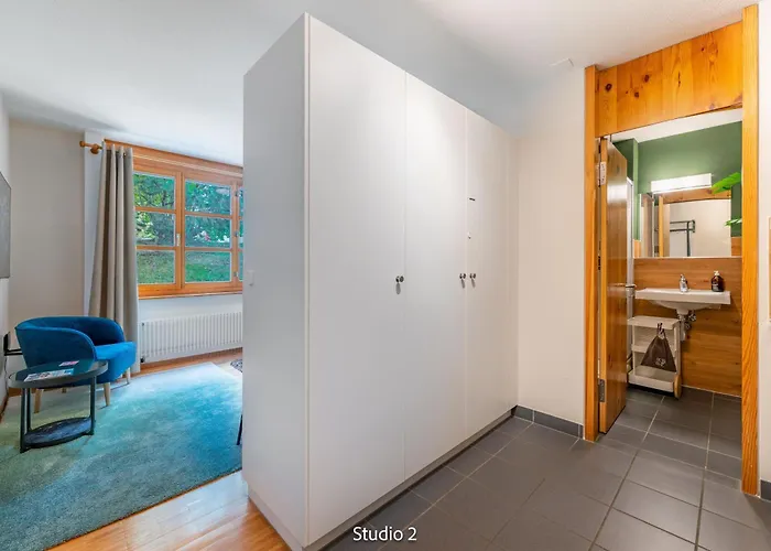 Very With Garage & Smart Tv For Relax & Adventure Διαμέρισμα