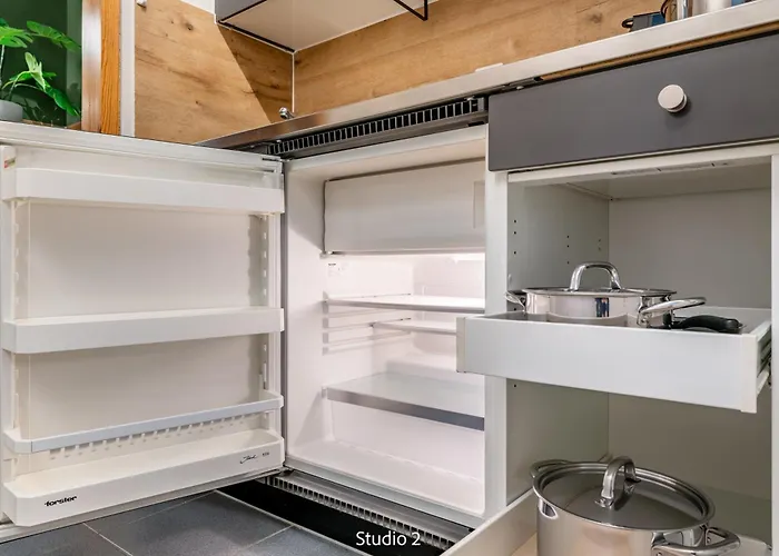 Very With Garage & Smart Tv For Relax & Adventure Lenzerheide